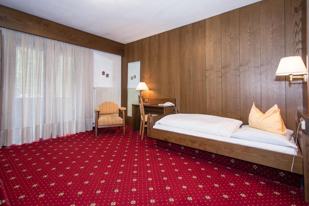 סופראבולצנו Hotel Am Wolfgrubenersee מראה חיצוני תמונה